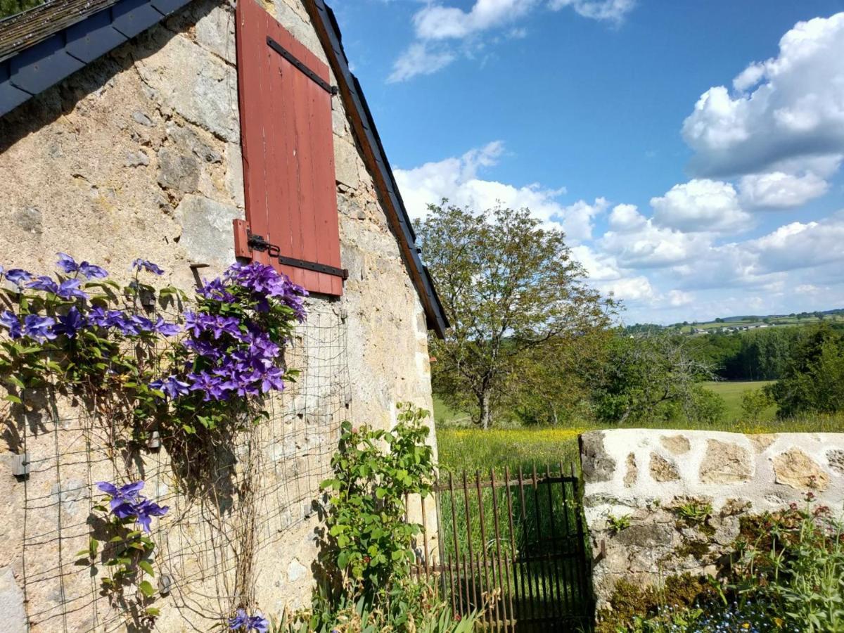 La Ferme Des Douceurs Bed & Breakfast Cervon Exterior photo