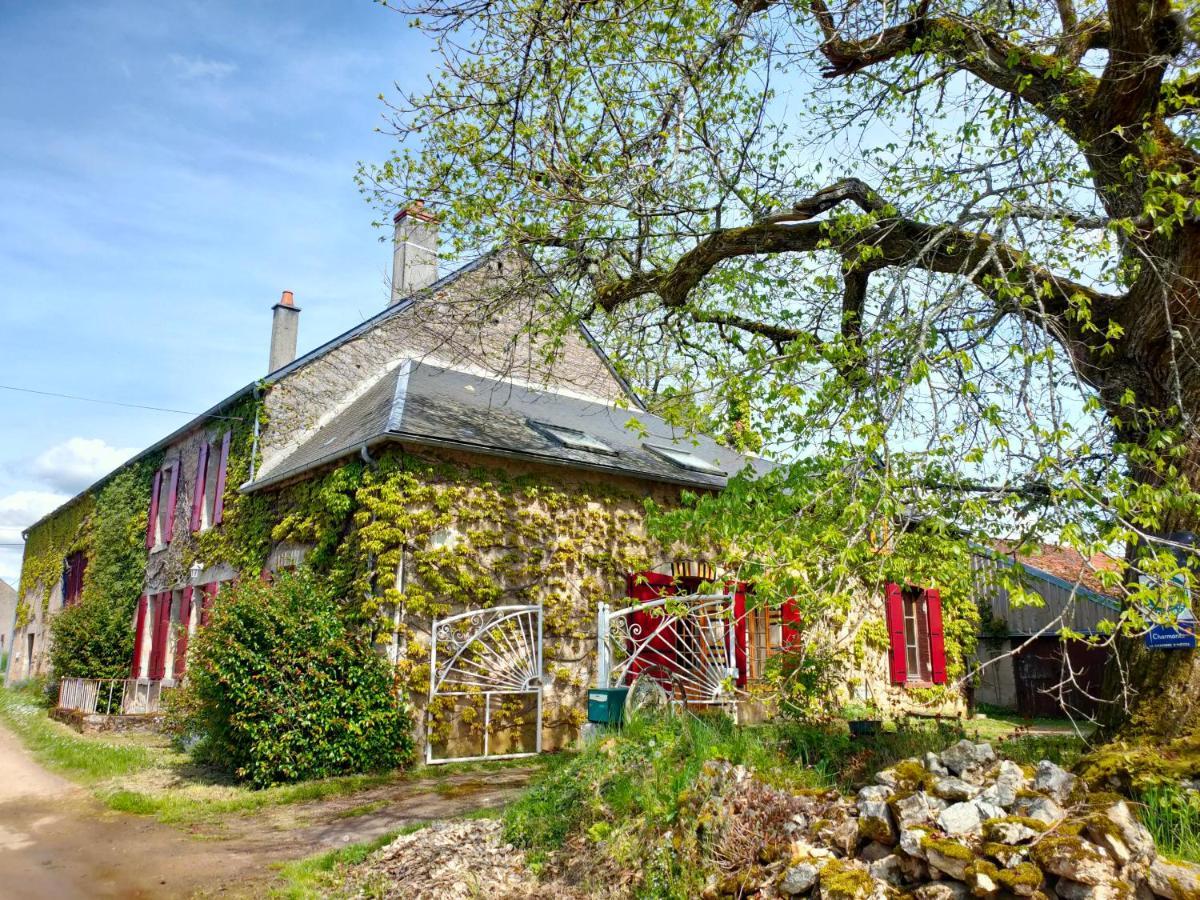 La Ferme Des Douceurs Bed & Breakfast Cervon Exterior photo